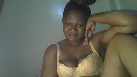 Snapshot of browny_kinky chatting on May 5, 4:09 am pitch online show from May 5, 4:09 am