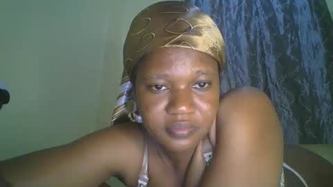 Snapshot of browny_kinky chatting on May 7, 7:52 pm pitch online show from May 7, 7:52 pm