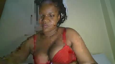 Snapshot of browny_kinky chatting on May 18, 8:03 pm pitch online show from May 18, 8:03 pm