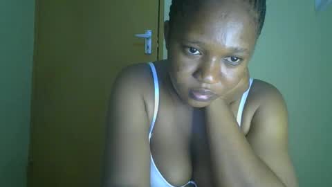 Snapshot of browny_kinky chatting on June 5, 6:52 am pitch online show from June 5, 6:52 am