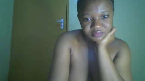 Snapshot of browny_kinky chatting on June 6, 3:22 am pitch online show from June 6, 3:22 am