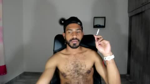 Snapshot of bruce_1111 chatting on June 11, 10:30 pm bruce_1111 online show from June 11, 10:30 pm