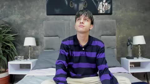 Snapshot of bruce_hans chatting on November 9, 11:41 am Bruce Hans online show from November 9, 11:41 am