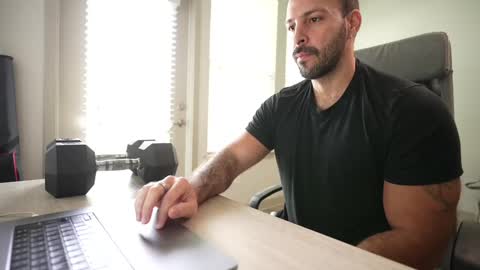 Snapshot of brucestryker chatting on January 11, 5:51 pm onlyfans BRUCESTRYKER online show from January 11, 5:51 pm