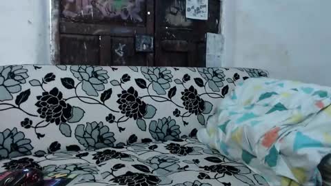 brucewayne1_ online show from November 18, 6:01 pm