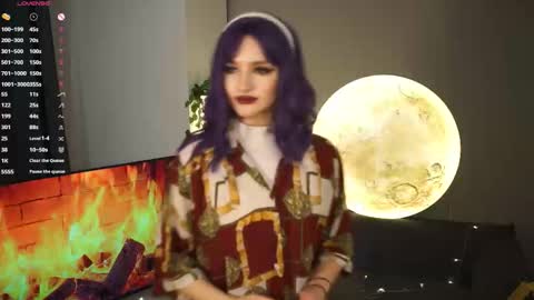 Doris online show from December 2, 9:32 pm