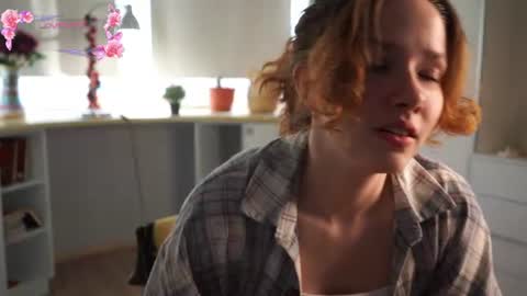 Tess online show from June 23, 2:48 pm