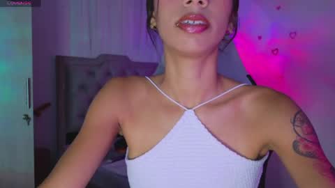 SARAH  online show from May 13, 3:04 am