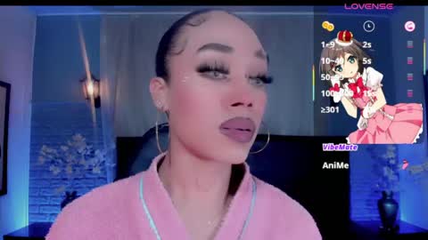 Snapshot of brunettesexy11 chatting on May 5, 10:56 am ChannelR online show from May 5, 10:56 am