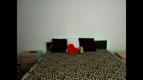 Ellis online show from December 10, 6:11 am