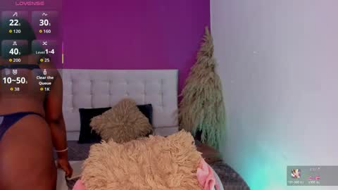 Snapshot of brunna_brownn chatting on May 4, 12:01 pm Brunna online show from May 4, 12:01 pm