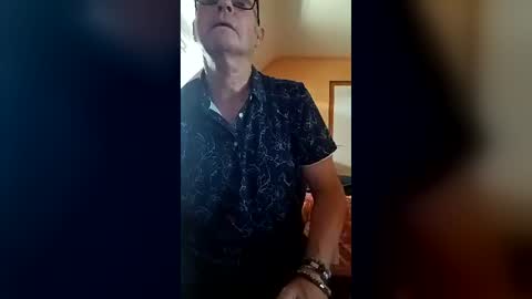 Snapshot of bruno5629 chatting on July 9, 11:25 am bruno5629 online show from July 9, 11:25 am