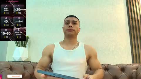 Snapshot of bruno_cavalli chatting on May 14, 11:06 am BRUNNO online show from May 14, 11:06 am