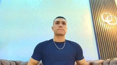 Snapshot of bruno_cavalli chatting on June 15, 5:37 pm BRUNNO online show from June 15, 5:37 pm