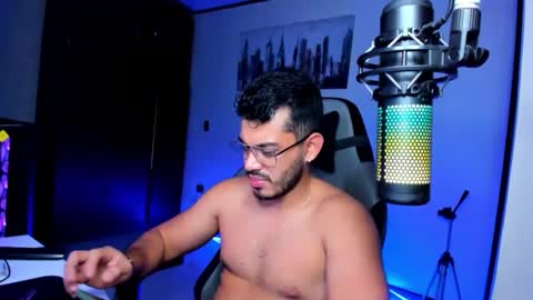 Bruno online show from December 22, 11:31 pm