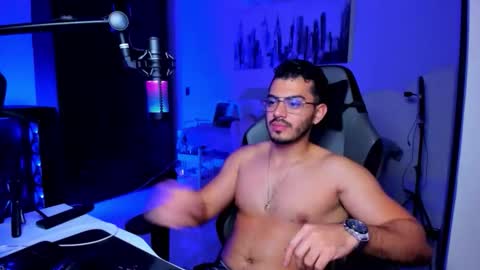 Bruno online show from December 5, 6:33 am