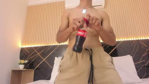 Snapshot of bruno_fox_ chatting on June 30, 9:38 pm Bruno online show from June 30, 9:38 pm