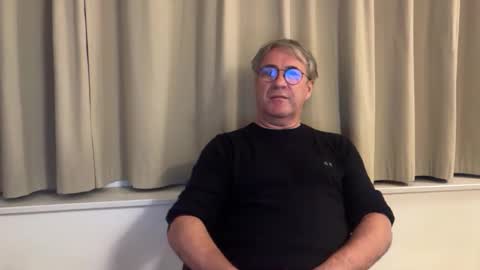 Snapshot of brunowilliy chatting on September 10, 10:21 pm BrnWilly online show from September 10, 10:21 pm