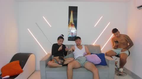 Snapshot of brutal_sex_room2k chatting on November 30, 2:54 pm brutal_sex_room2k online show from November 30, 2:54 pm