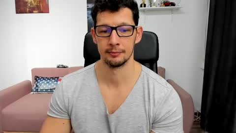 Snapshot of brutusk1 chatting on January 3, 9:15 am Brutus K online show from January 3, 9:15 am