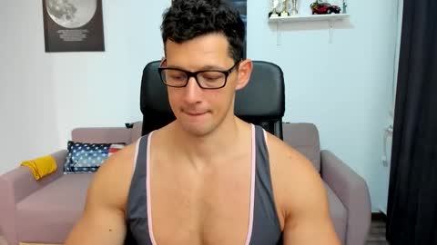 Snapshot of brutusk1 chatting on October 27, 8:40 am Brutus K online show from October 27, 8:40 am