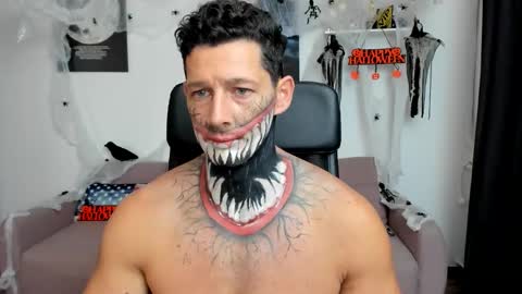 Snapshot of brutusk1 chatting on October 31, 8:43 pm Brutus K online show from October 31, 8:43 pm