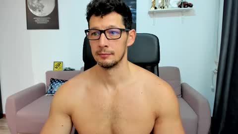 Snapshot of brutusk1 chatting on November 11, 8:36 am Brutus K online show from November 11, 8:36 am