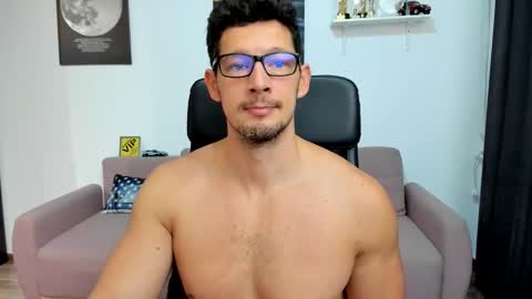 Snapshot of brutusk1 chatting on November 12, 8:15 am Brutus K online show from November 12, 8:15 am