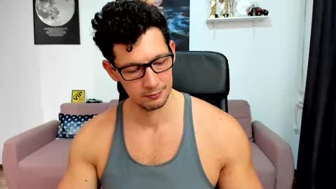 Snapshot of brutusk1 chatting on December 3, 8:23 am Brutus K online show from December 3, 8:23 am