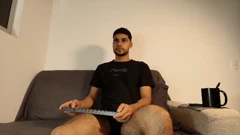 Snapshot of bry_alx chatting on July 7, 5:32 am bry_alx online show from July 7, 5:32 am