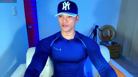 Snapshot of bryan_boy_ chatting on June 23, 1:47 am bryan online show from June 23, 1:47 am
