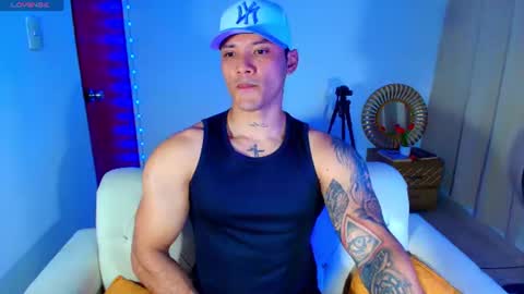 Snapshot of bryan_boy_ chatting on June 24, 2:10 am bryan online show from June 24, 2:10 am