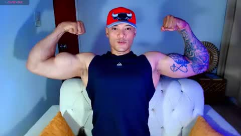 Snapshot of bryan_boy_ chatting on July 11, 1:52 am bryan online show from July 11, 1:52 am