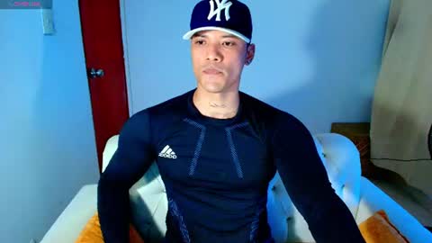 Snapshot of bryan_boy_ chatting on July 18, 2:16 am bryan online show from July 18, 2:16 am