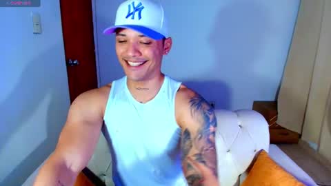 Snapshot of bryan_boy_ chatting on July 23, 2:31 am bryan online show from July 23, 2:31 am
