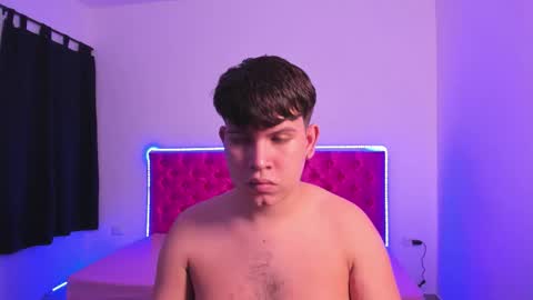 bryan_master77 online show from October 9, 6:33 am