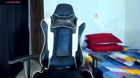 bryan_oficials online show from October 18, 2:03 am