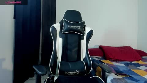 bryan_oficials online show from December 17, 5:35 am