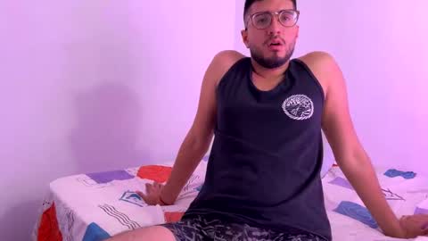 Snapshot of bryperez chatting on March 11, 5:27 am bry online show from March 11, 5:27 am