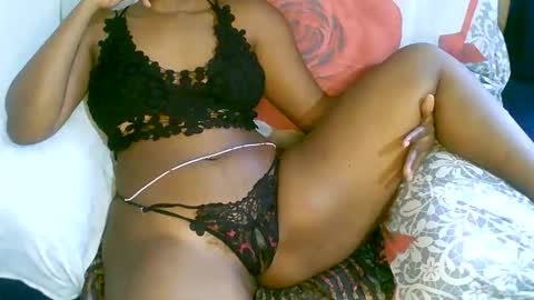 Snapshot of bryvanna_sweet chatting on May 26, 5:14 am dee online show from May 26, 5:14 am