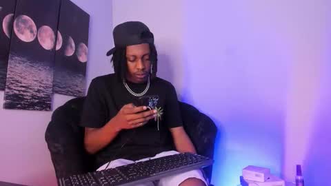 Snapshot of bryxxxon1 chatting on September 8, 3:00 pm Bryxon online show from September 8, 3:00 pm