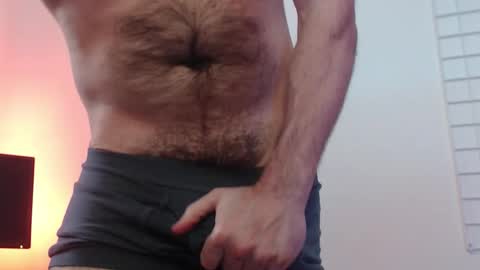 Snapshot of bt5002 chatting on February 8, 8:12 pm BT online show from February 8, 8:12 pm