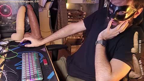 Snapshot of btarkhun chatting on February 26, 11:09 am Anal Orgasm online show from February 26, 11:09 am