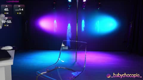 Snapshot of bubble__gum_ chatting on November 29, 11:30 pm Bubble gum online show from November 29, 11:30 pm