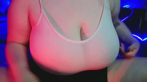 Snapshot of bubble_bambam chatting on December 29, 5:44 pm Nancy 3 online show from December 29, 5:44 pm