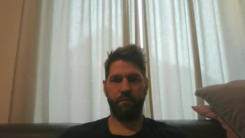 bubblebee1982 online show from December 14, 10:09 am