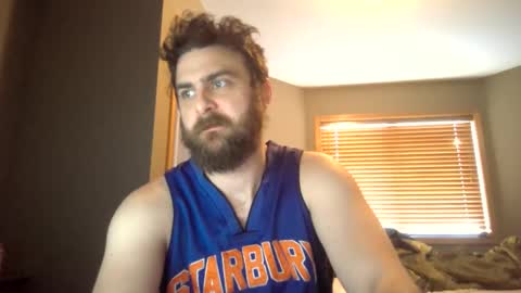 Snapshot of bubblebutthickdick chatting on February 9, 4:40 pm bubblebutthickdick online show from February 9, 4:40 pm