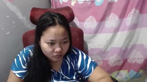 Snapshot of bubblebuttpinay chatting on May 13, 2:09 am Sunshine online show from May 13, 2:09 am