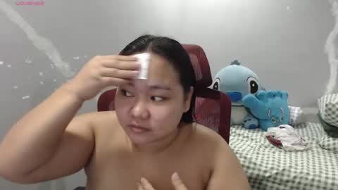 Snapshot of bubblebuttpinay chatting on June 15, 11:51 pm Sunshine online show from June 15, 11:51 pm