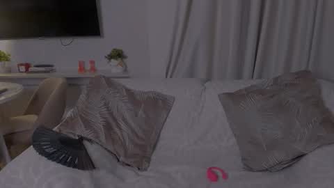 Snapshot of bubbling_crush chatting on July 16, 9:43 pm bubbling_crush online show from July 16, 9:43 pm